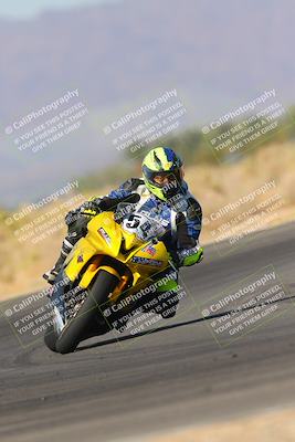 media/Nov-06-2023-Moto Forza (Mon) [[ce023d0744]]/2-Advanced Group/Session 3 (Turn 16)/